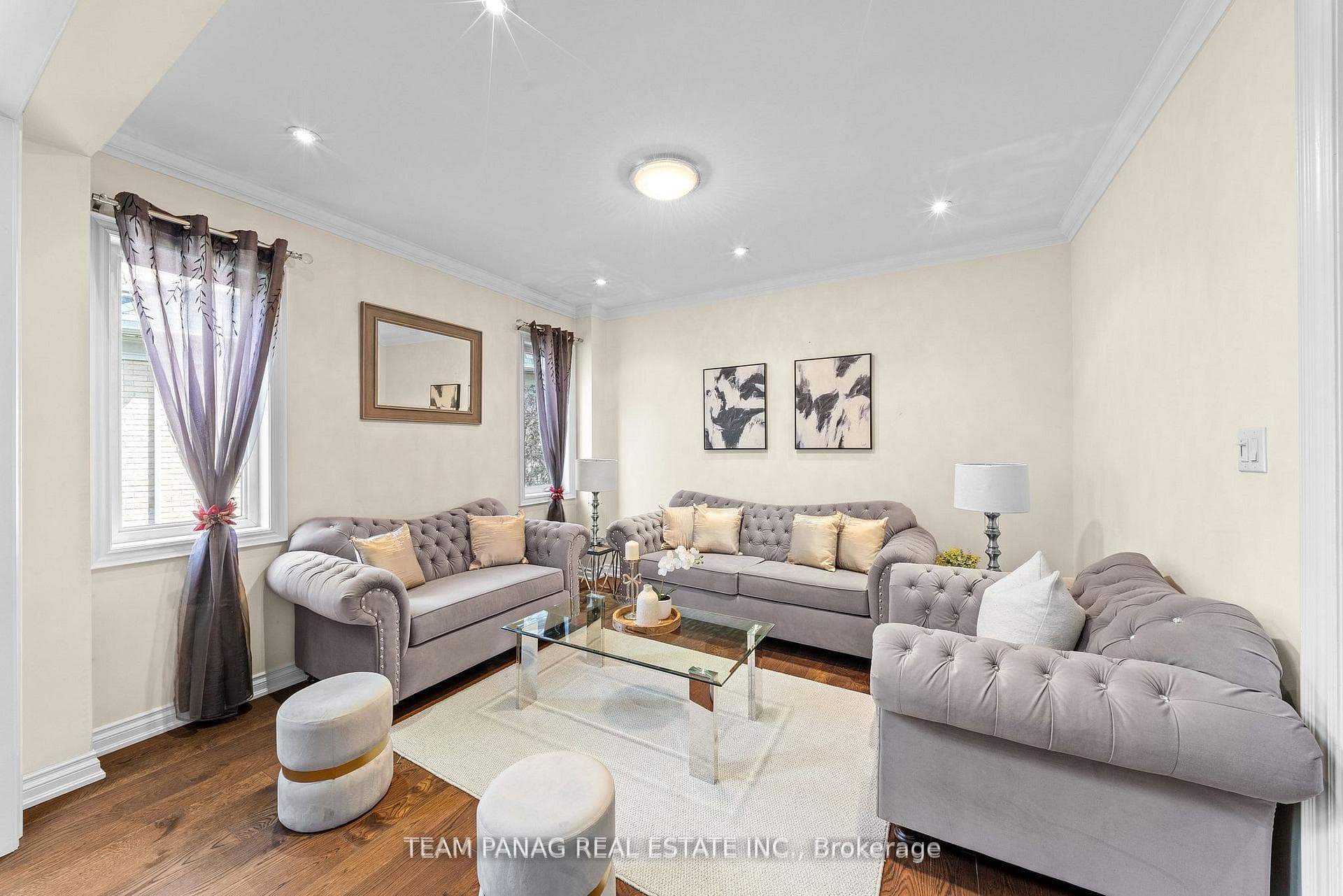 34 Cannington Crescent photo 13