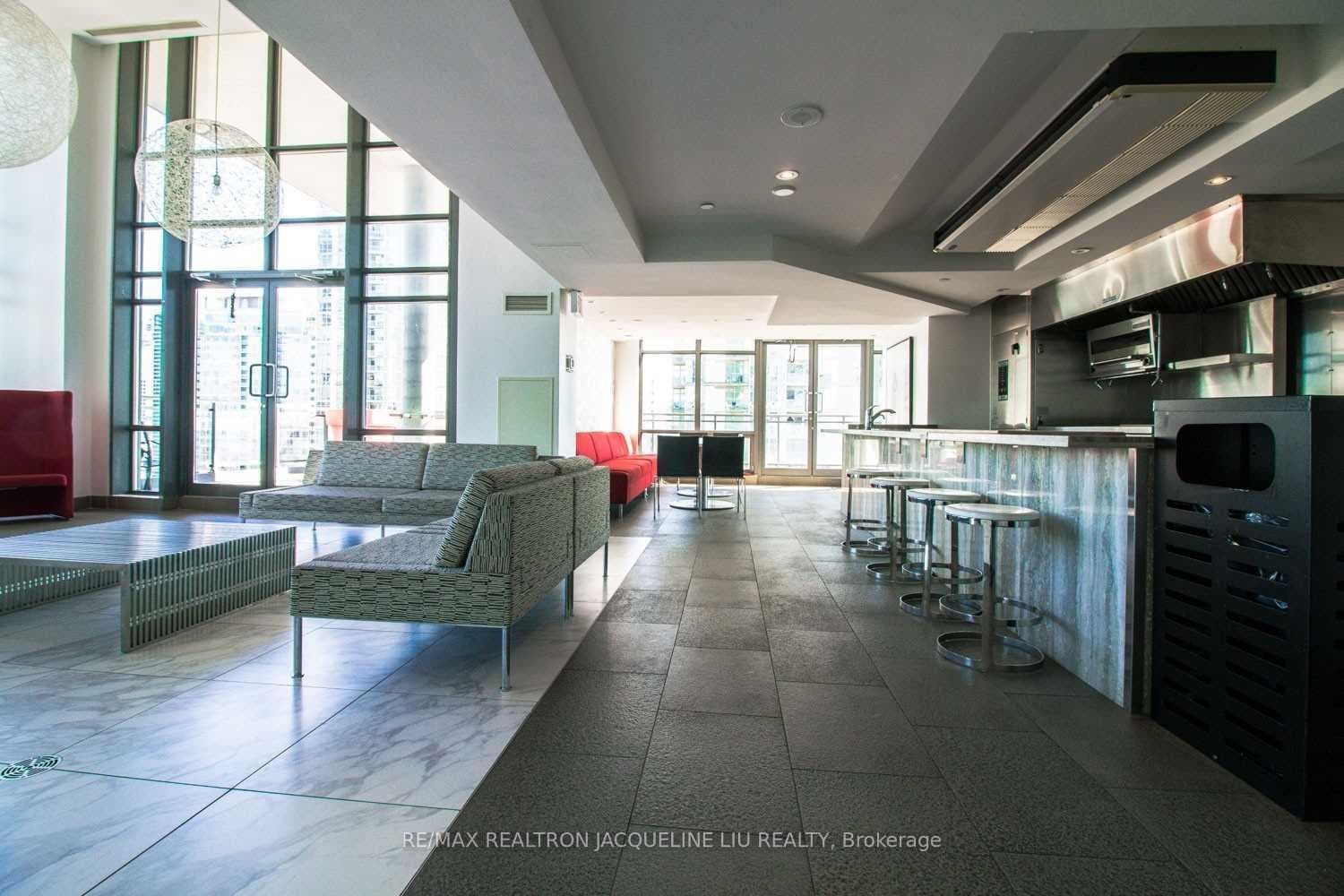 11 Brunel Court Unit 1102 photo 16