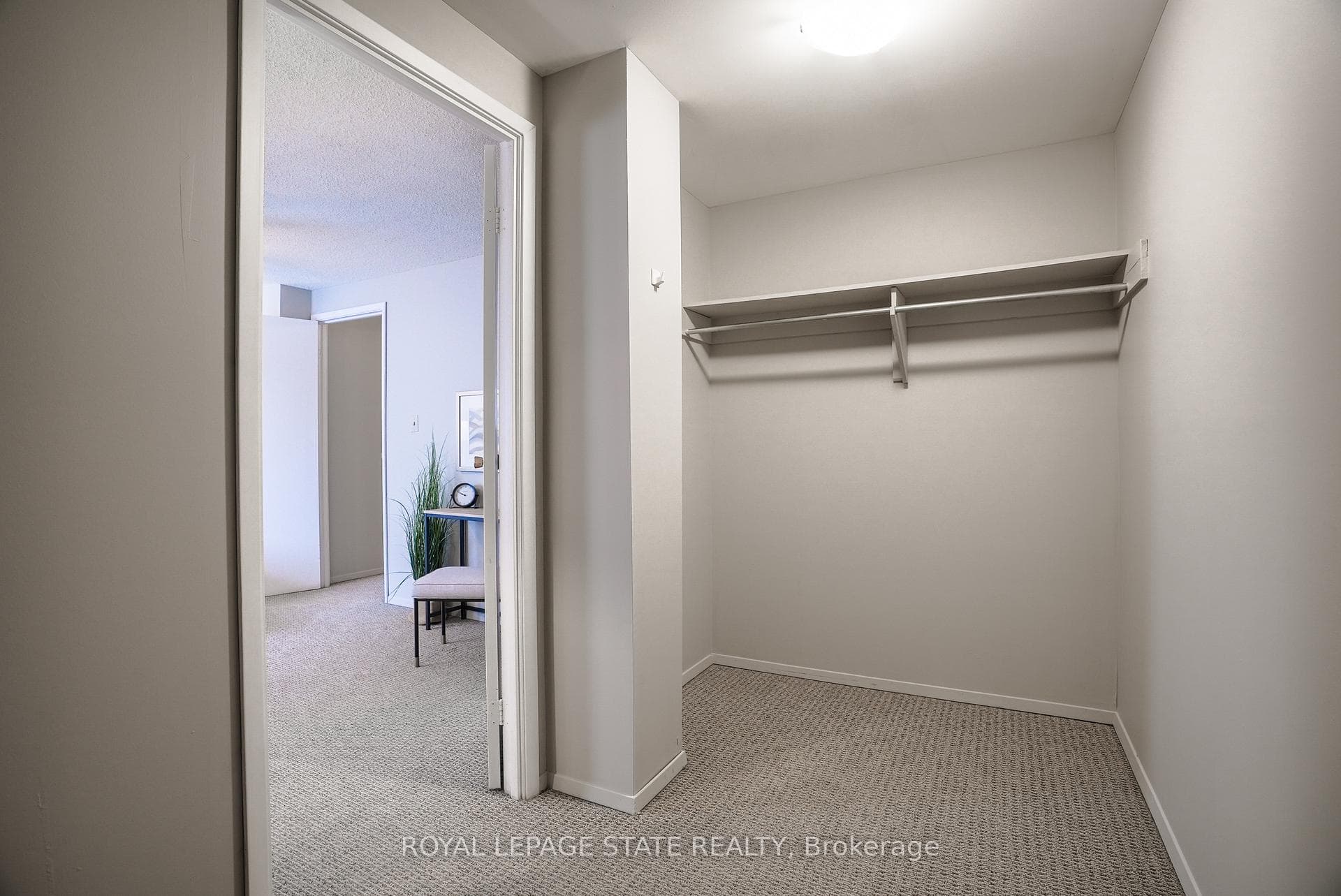 90 St Andrews Drive photo 21
