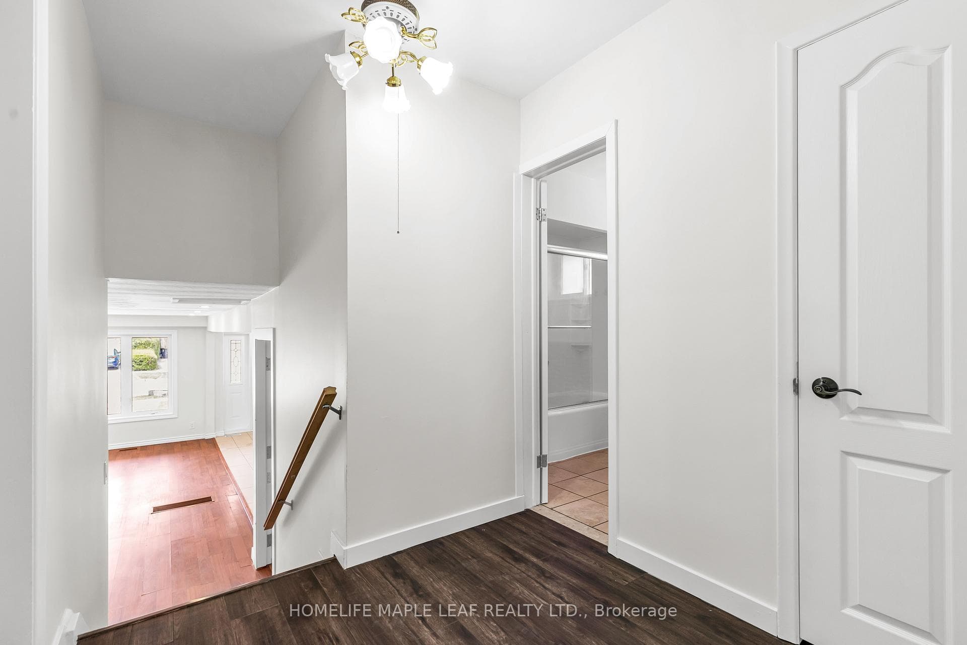 22 Vange Crescent photo 16