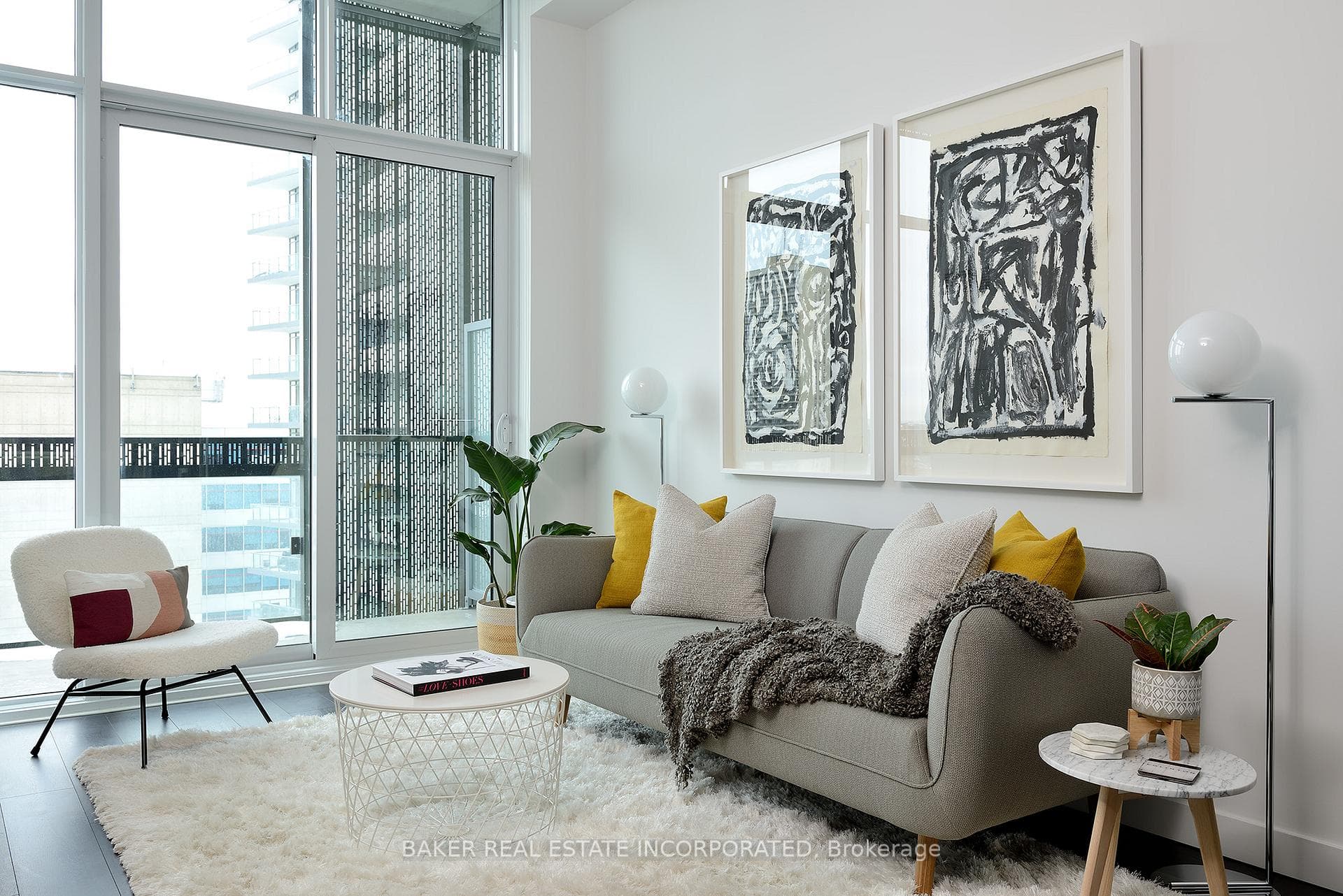 15 Roehampton Avenue Unit 3405 photo 4