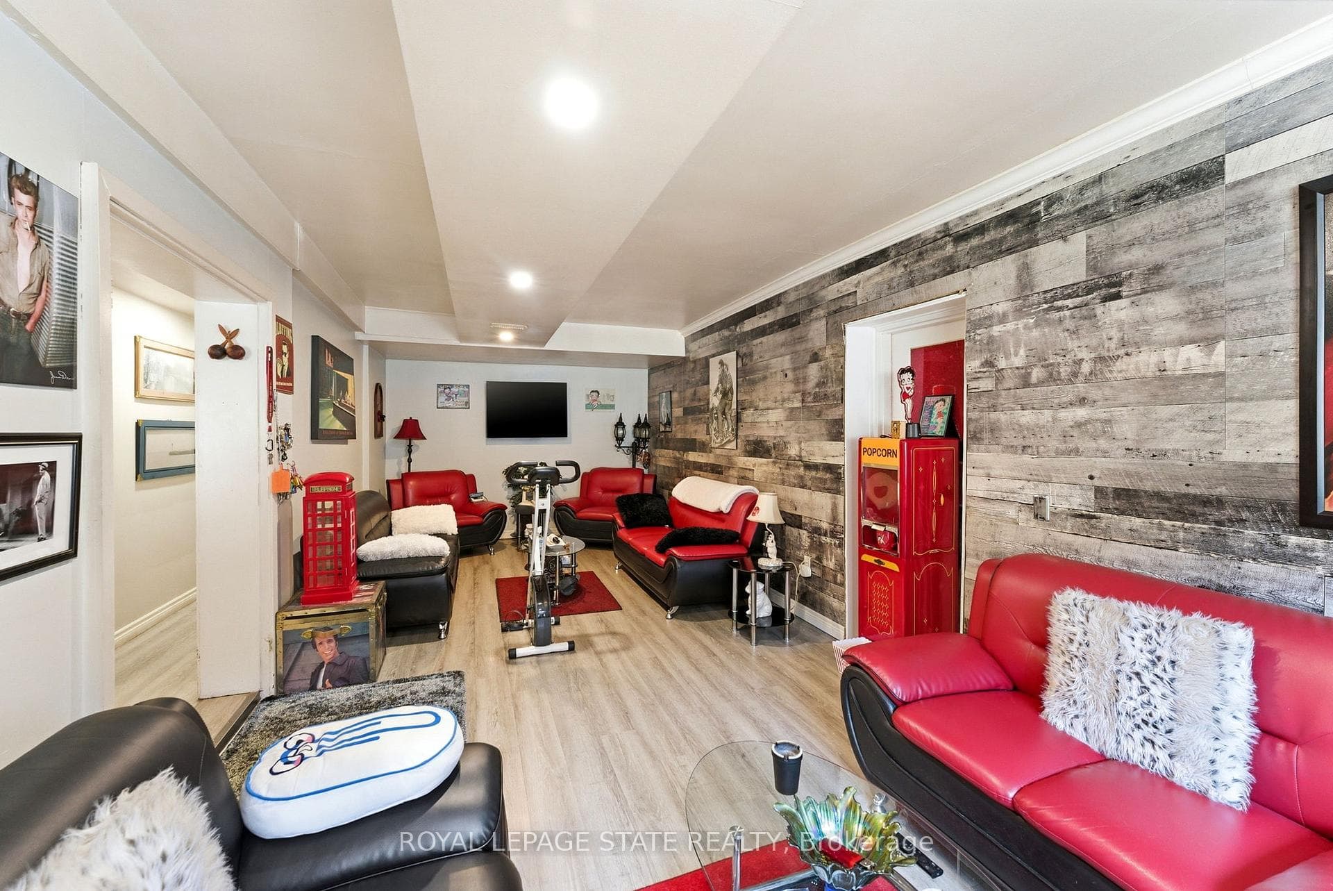 1745 King Street photo 19