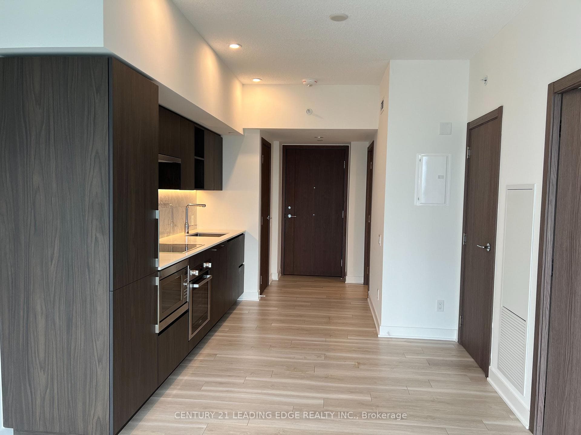 17 Bathurst Street Unit 3007 photo 5