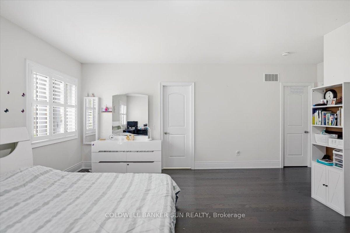 87 James Walker Avenue photo 18