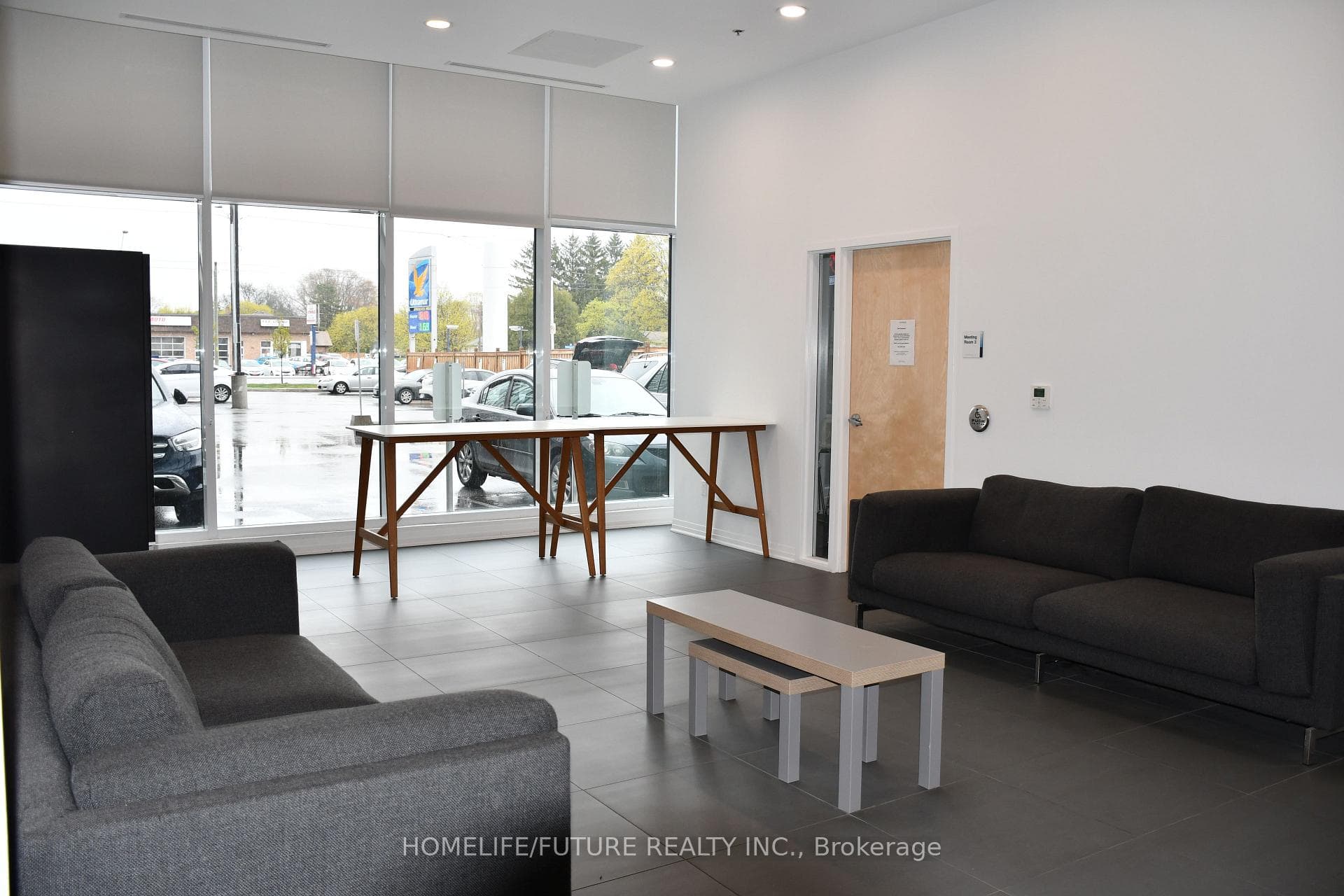 1900 Simcoe Street Unit 629 photo 2