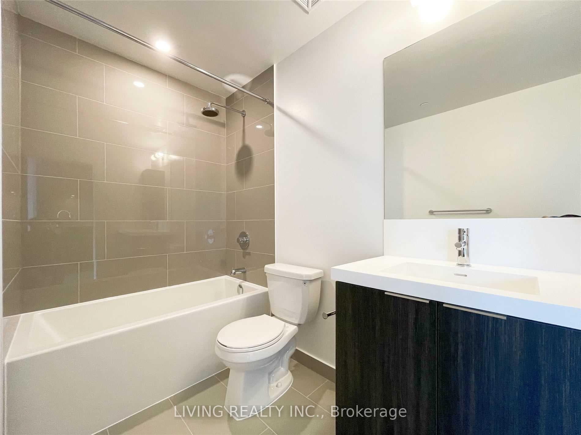 225 Sumach Street Unit 1507 photo 12