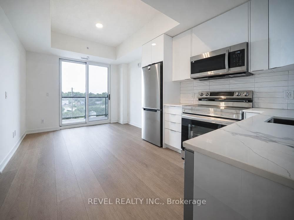 33 Erie Avenue Unit 406 photo 4