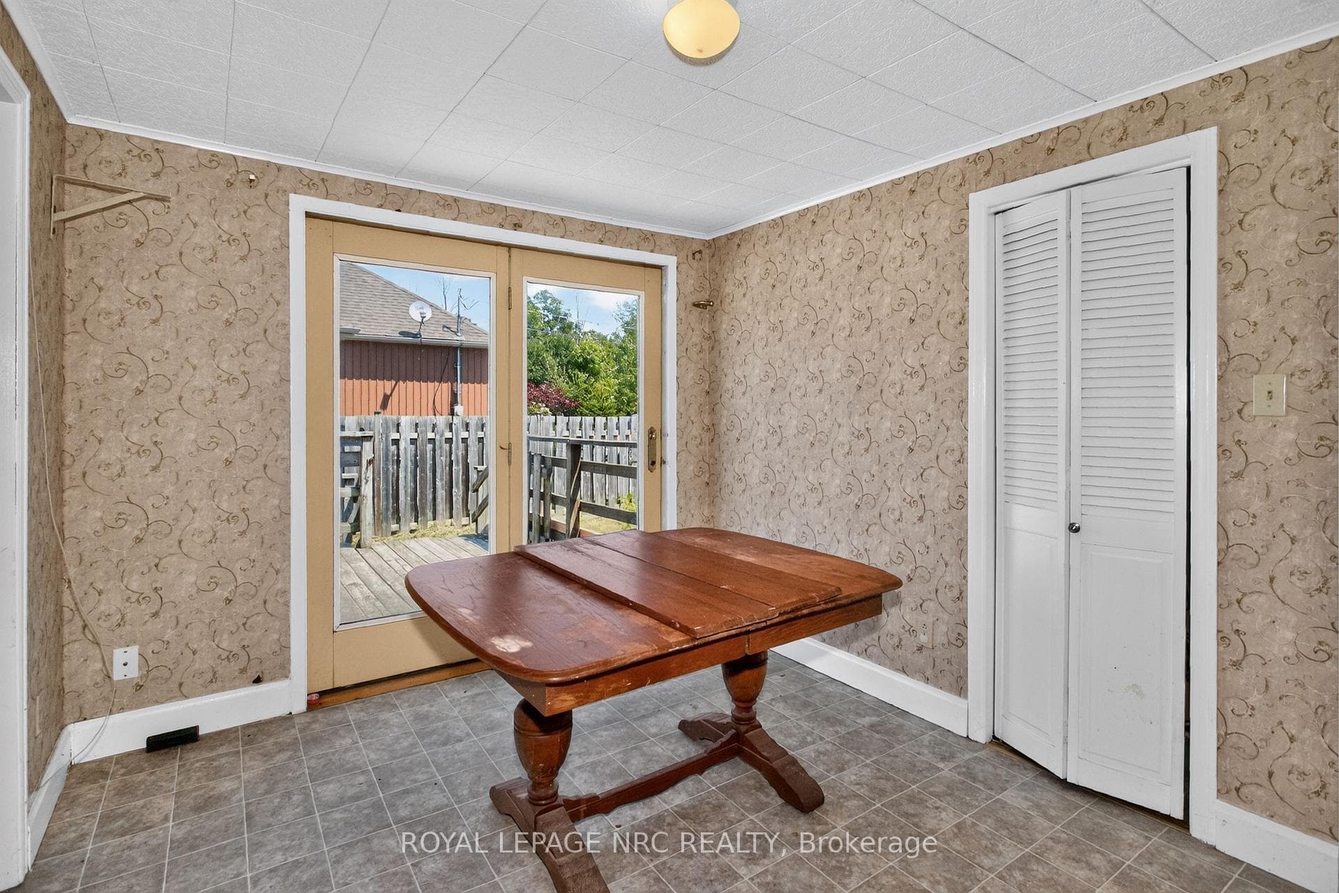2964 Hyman Avenue photo 13