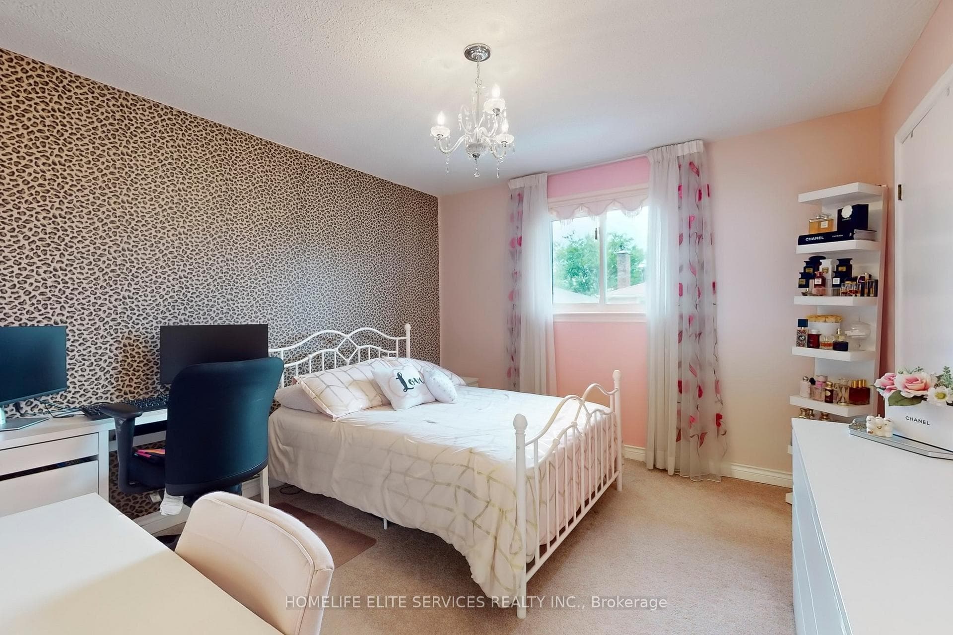 1757 Greenvale Crescent photo 26