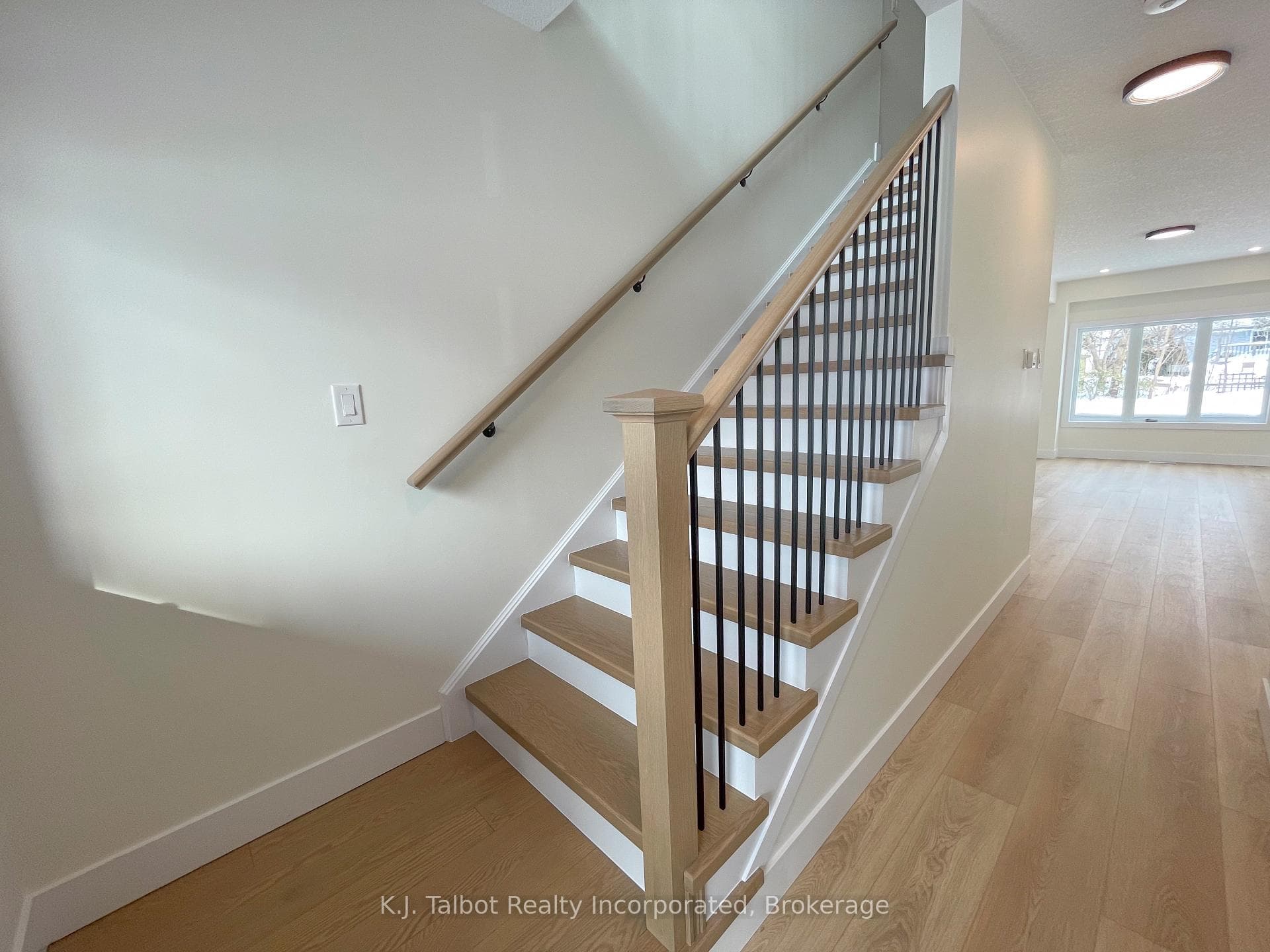 205 South Street photo 9