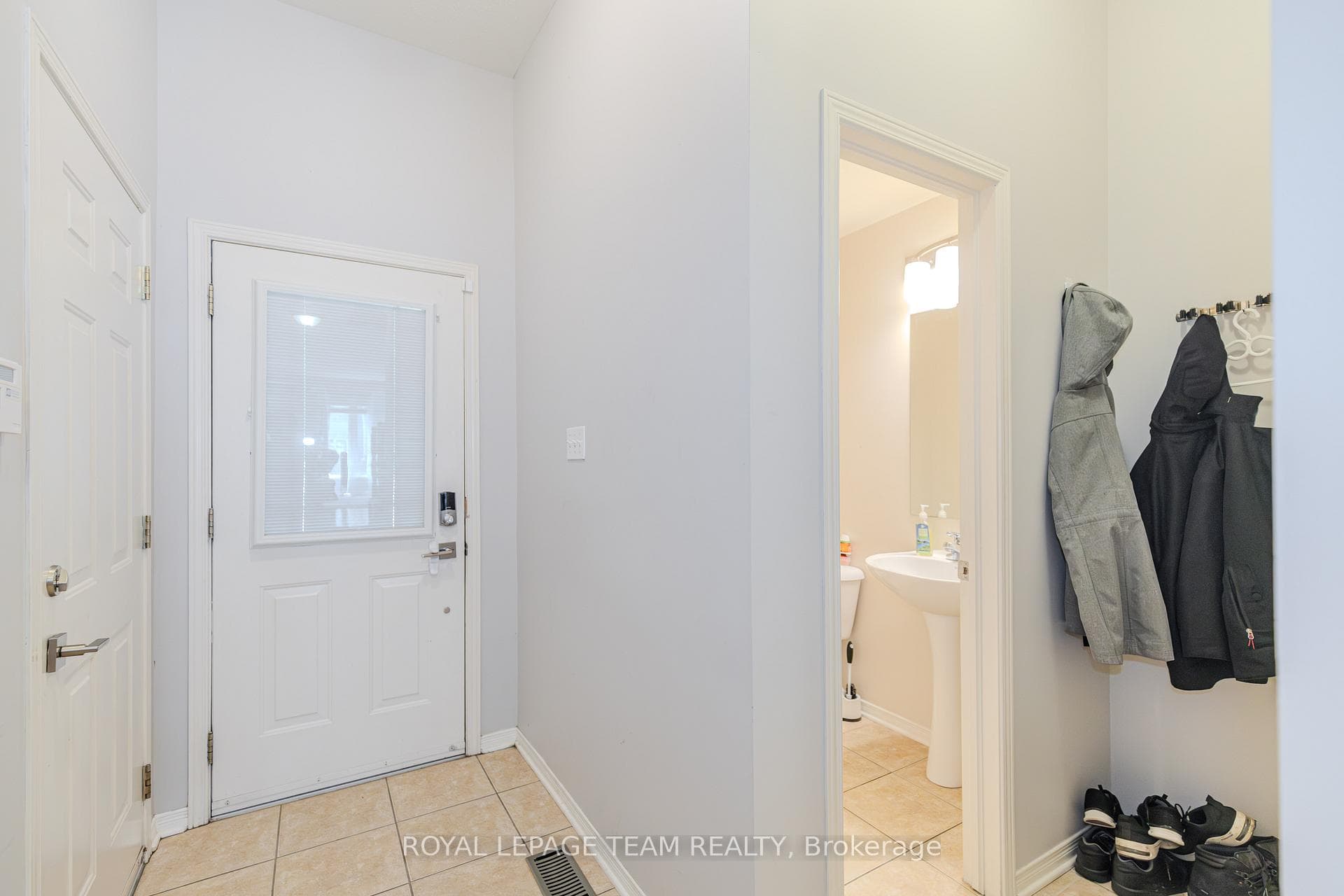 316 BRYARTON Street photo 5