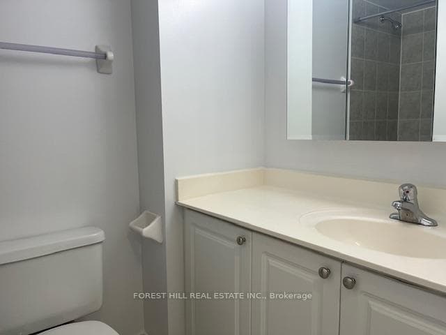 925 Bay Street Unit 2201 photo 10