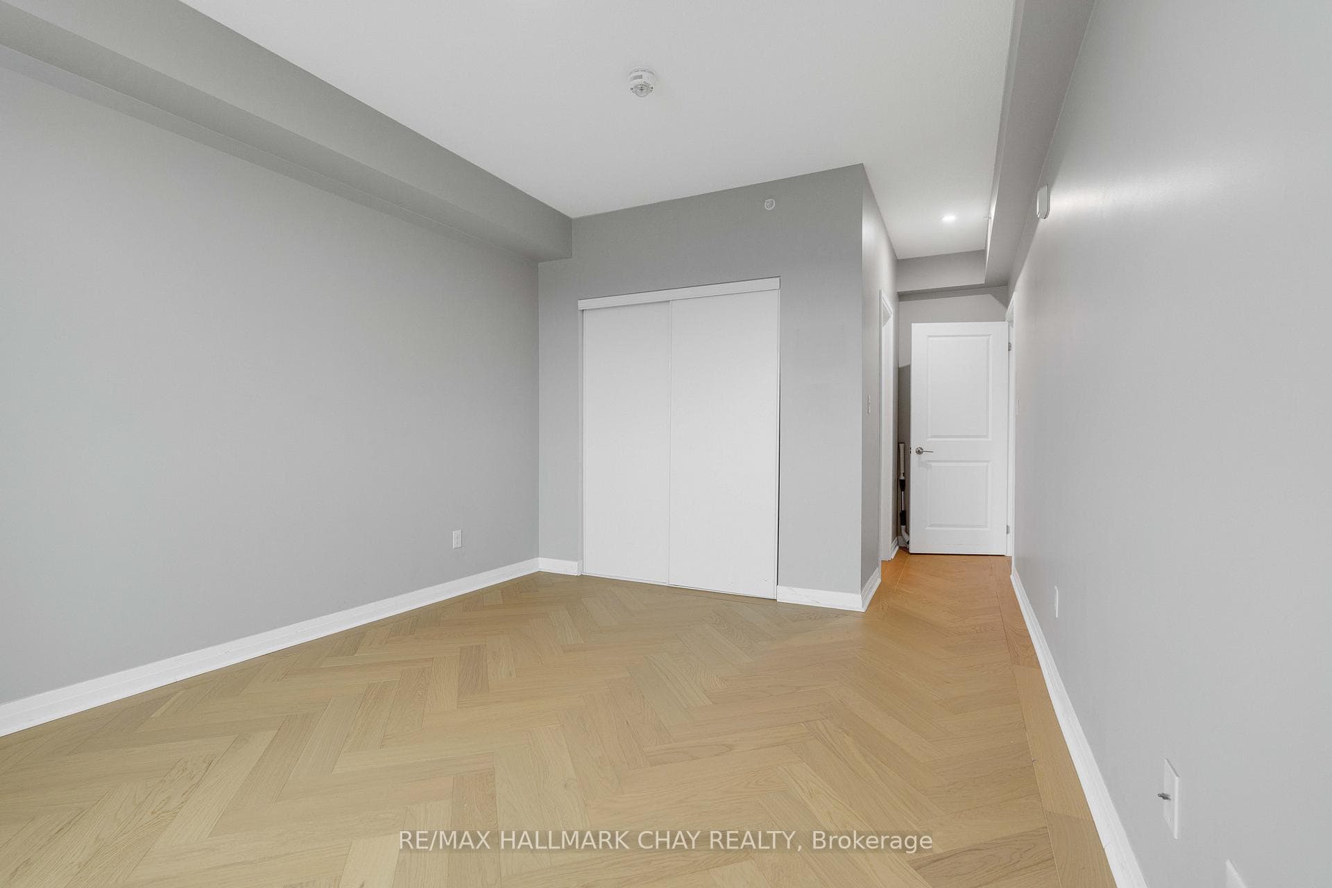 Principal Bedroom closet