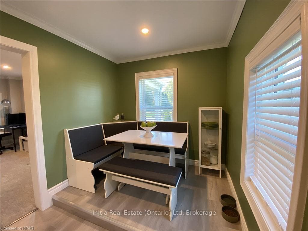 117 WASHINGTON Street photo 4