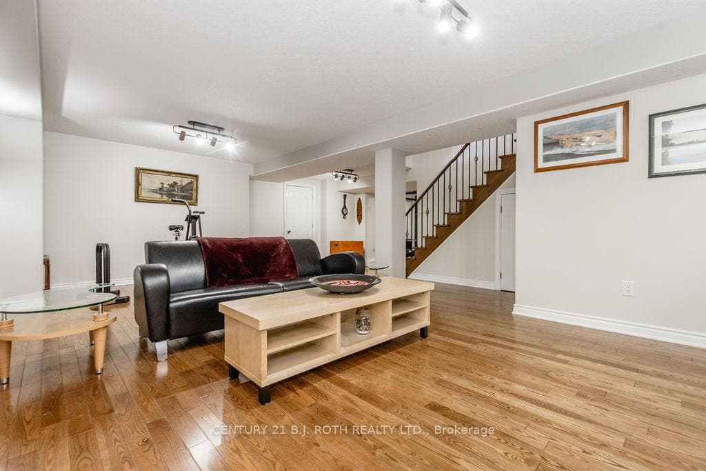 12 Lloyd Cook Drive photo 34