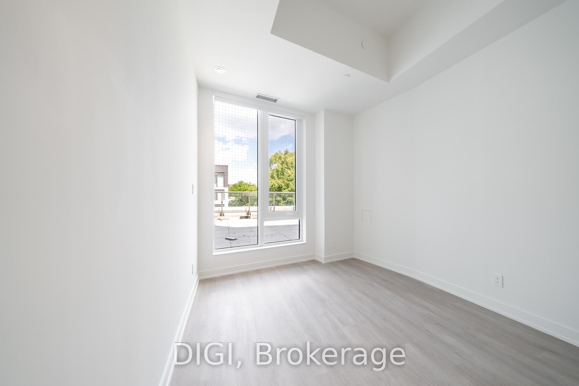 485 Perth Avenue Unit W325 photo 12