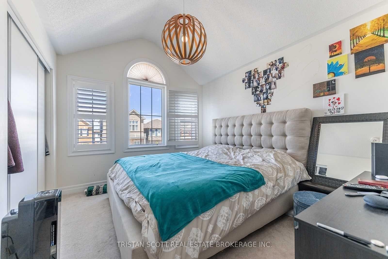 1208 Leger Way photo 11