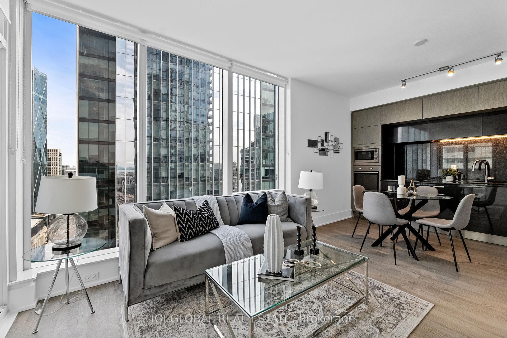 10 York Street Unit 3003 photo 9