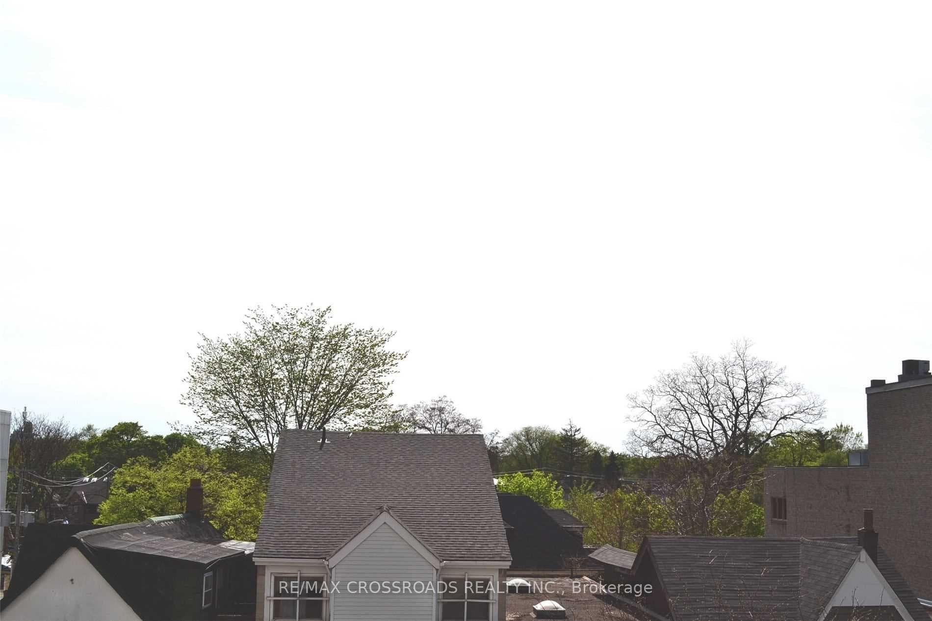 1 Belsize Drive Unit 303 photo 15