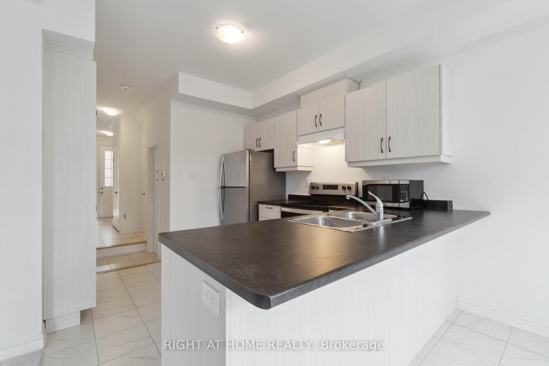 7383 Sandy Ridge Common N/A photo 12