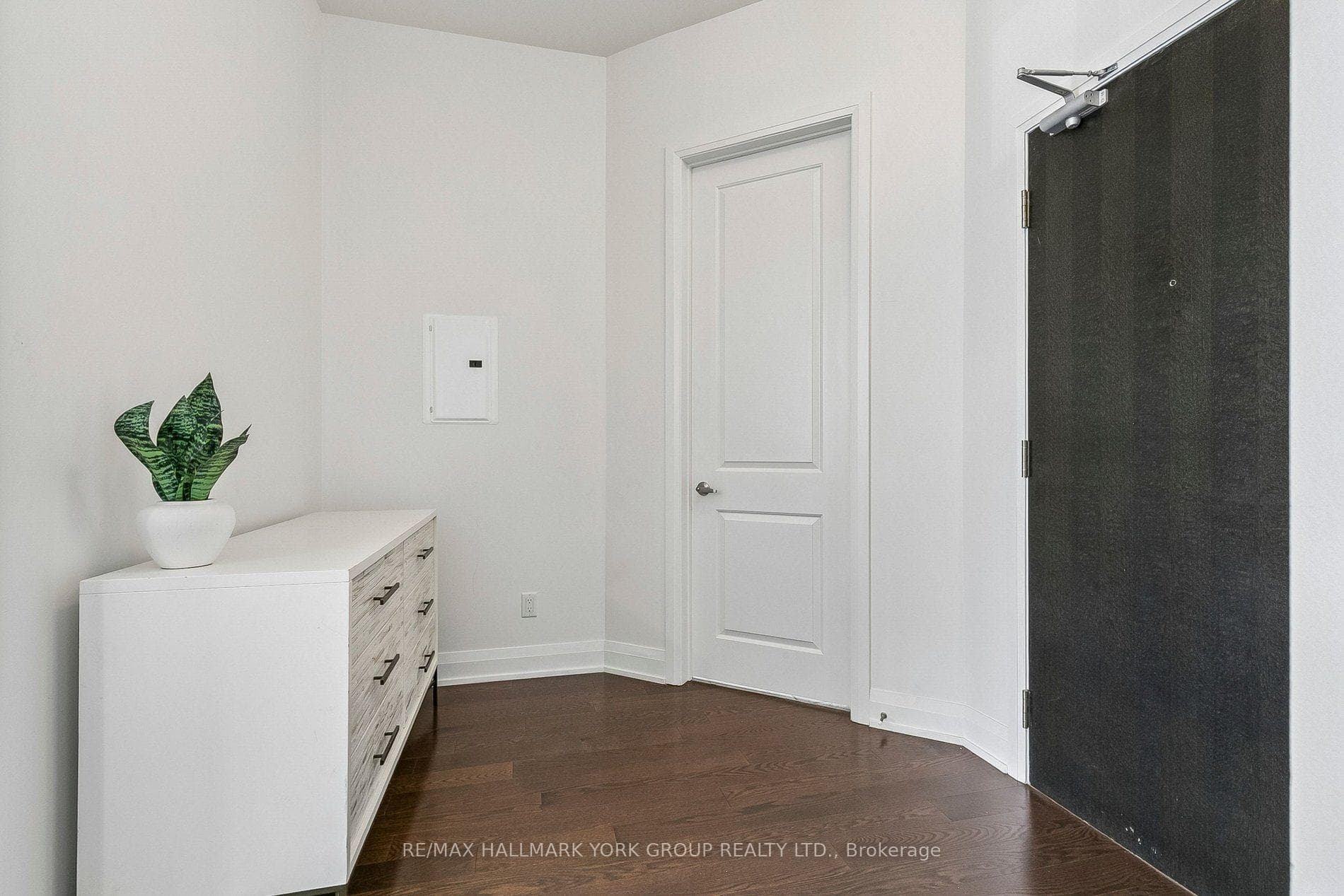 15277 Yonge Street Unit 309 photo 21