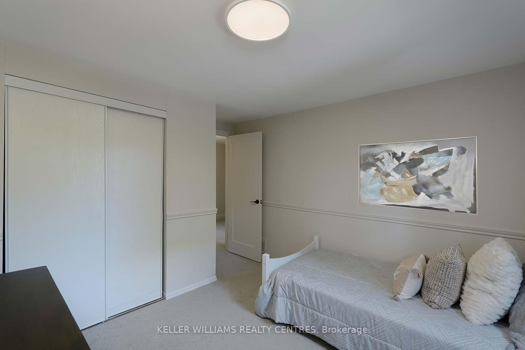 90 Thicketwood Boulevard photo 21