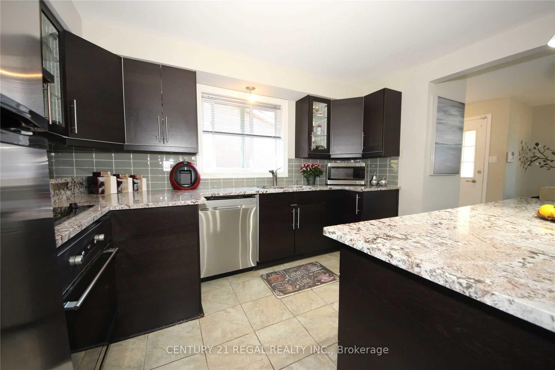 164 Roywood Drive photo 2