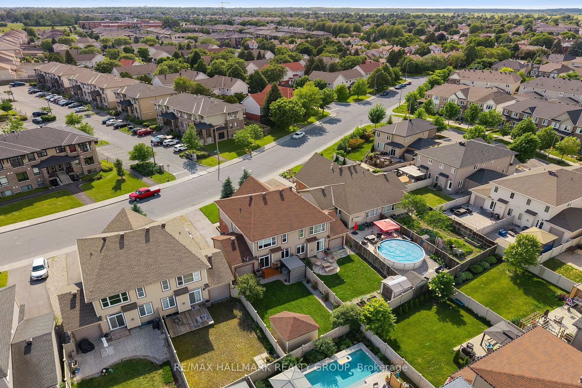 115 Beatrice Drive photo 2