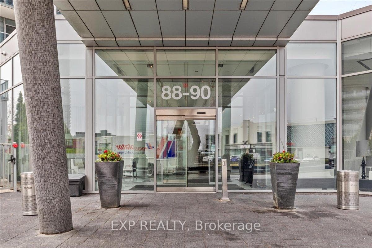 90 Park Lawn Road Unit 2309 photo 3