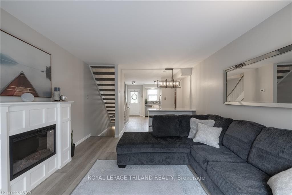 1385 COMMISSIONERS Road Unit 44 photo 16