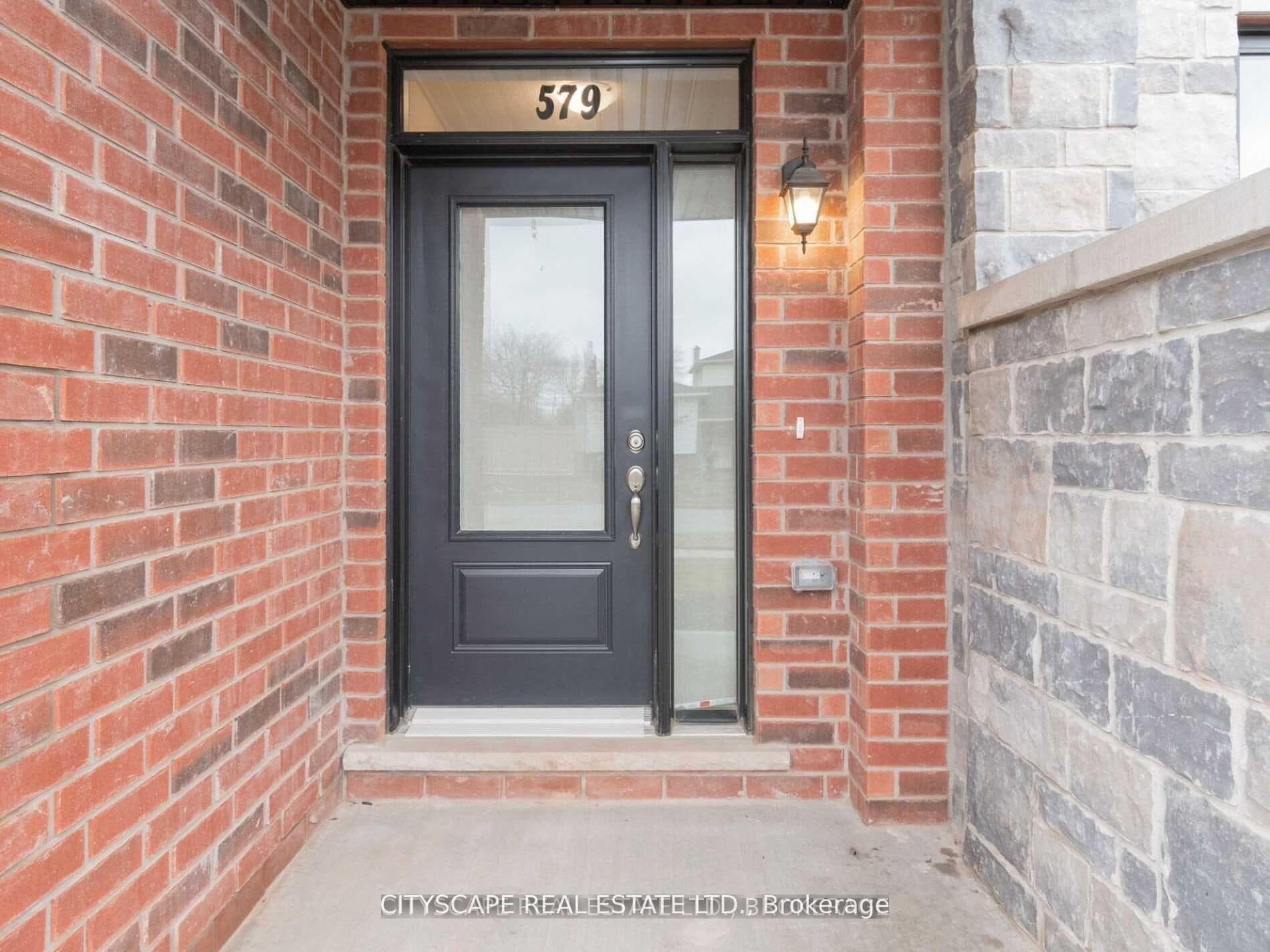 579 Wedgewood Drive photo 4