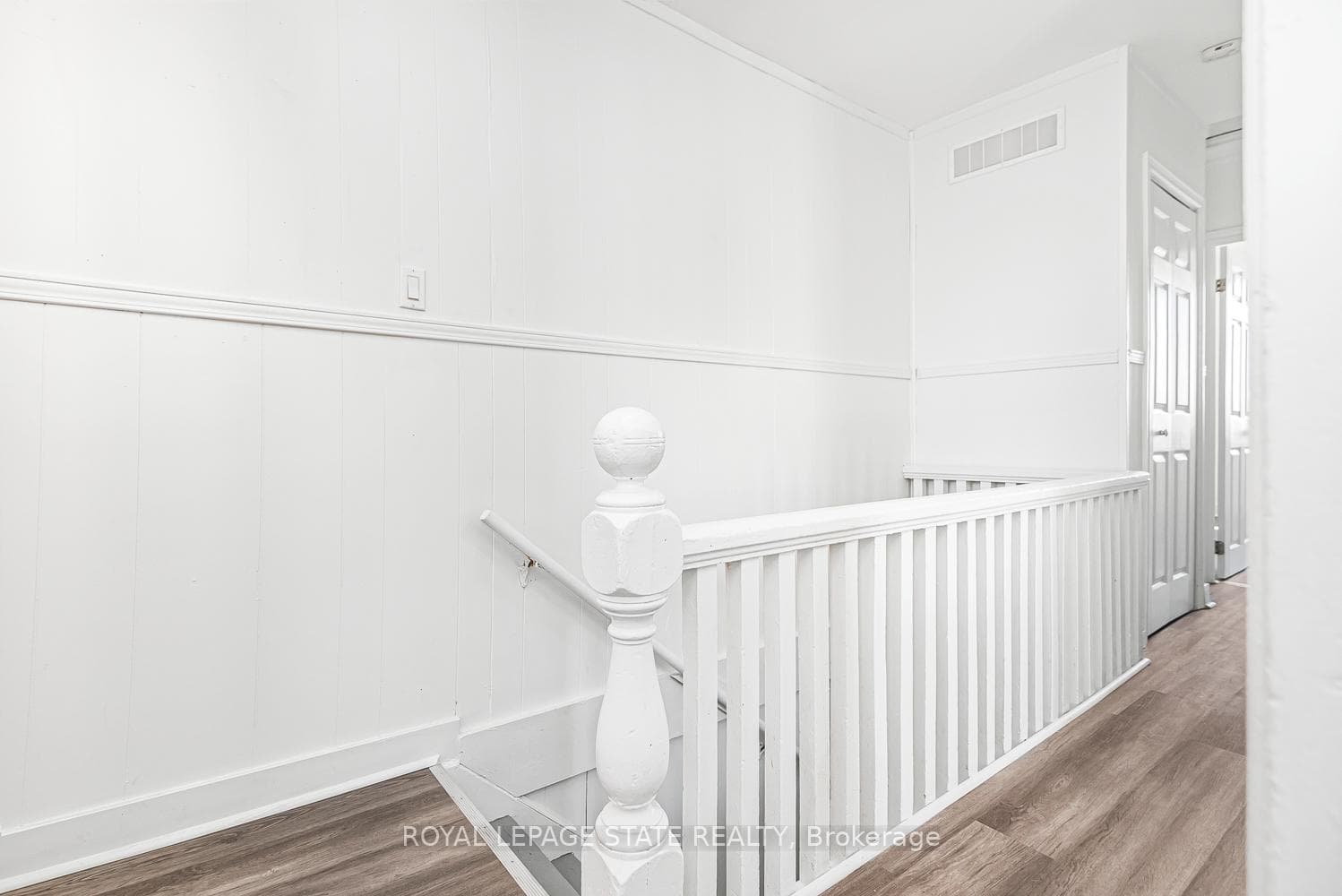 115 Robins Avenue photo 21