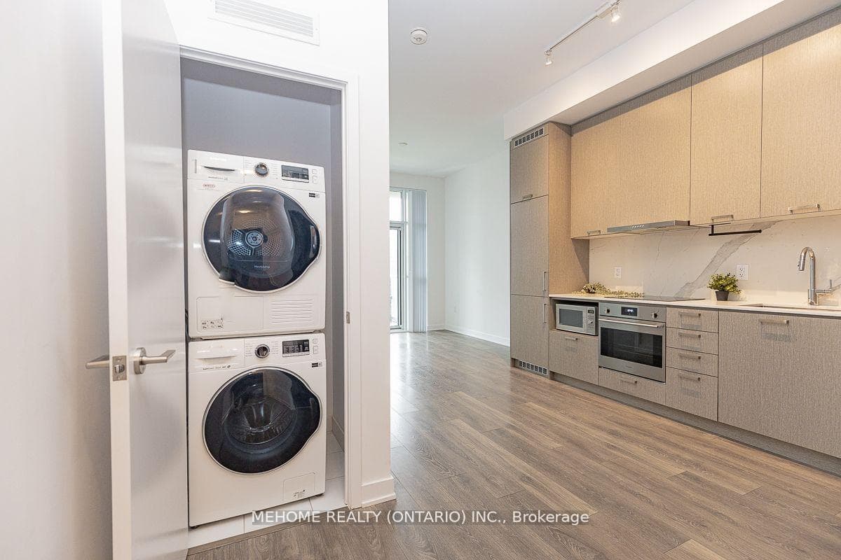 38 Honeycrisp Drive Unit 305 photo 16