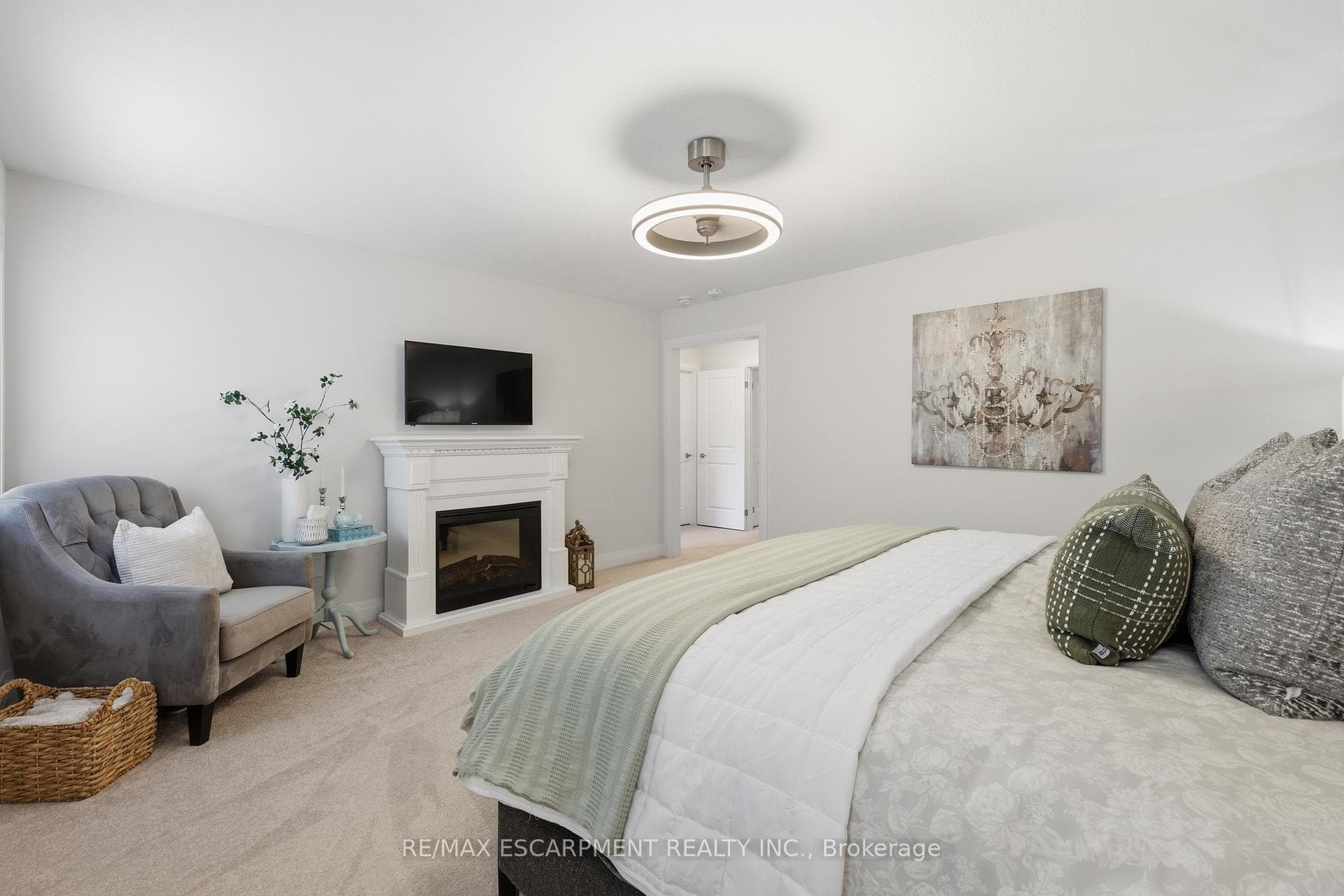 465 Adelaide Street photo 26