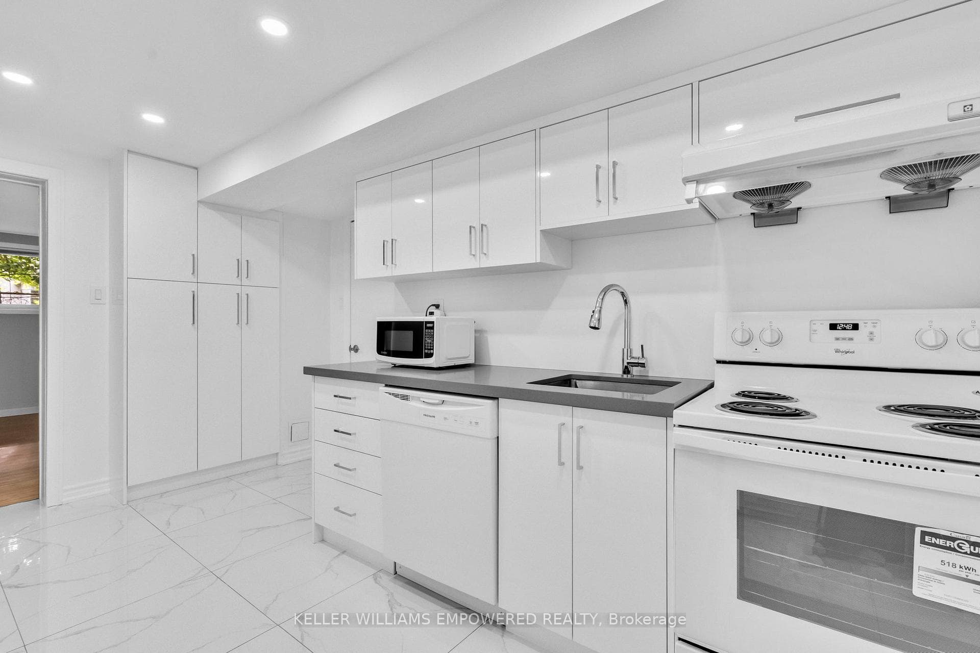 57 Tobruk Crescent photo 38
