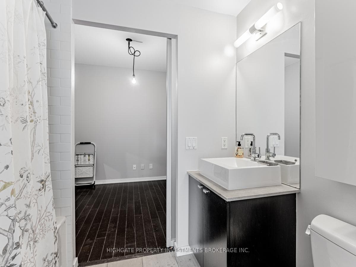 103 The Queens Way Unit 2602 photo 19