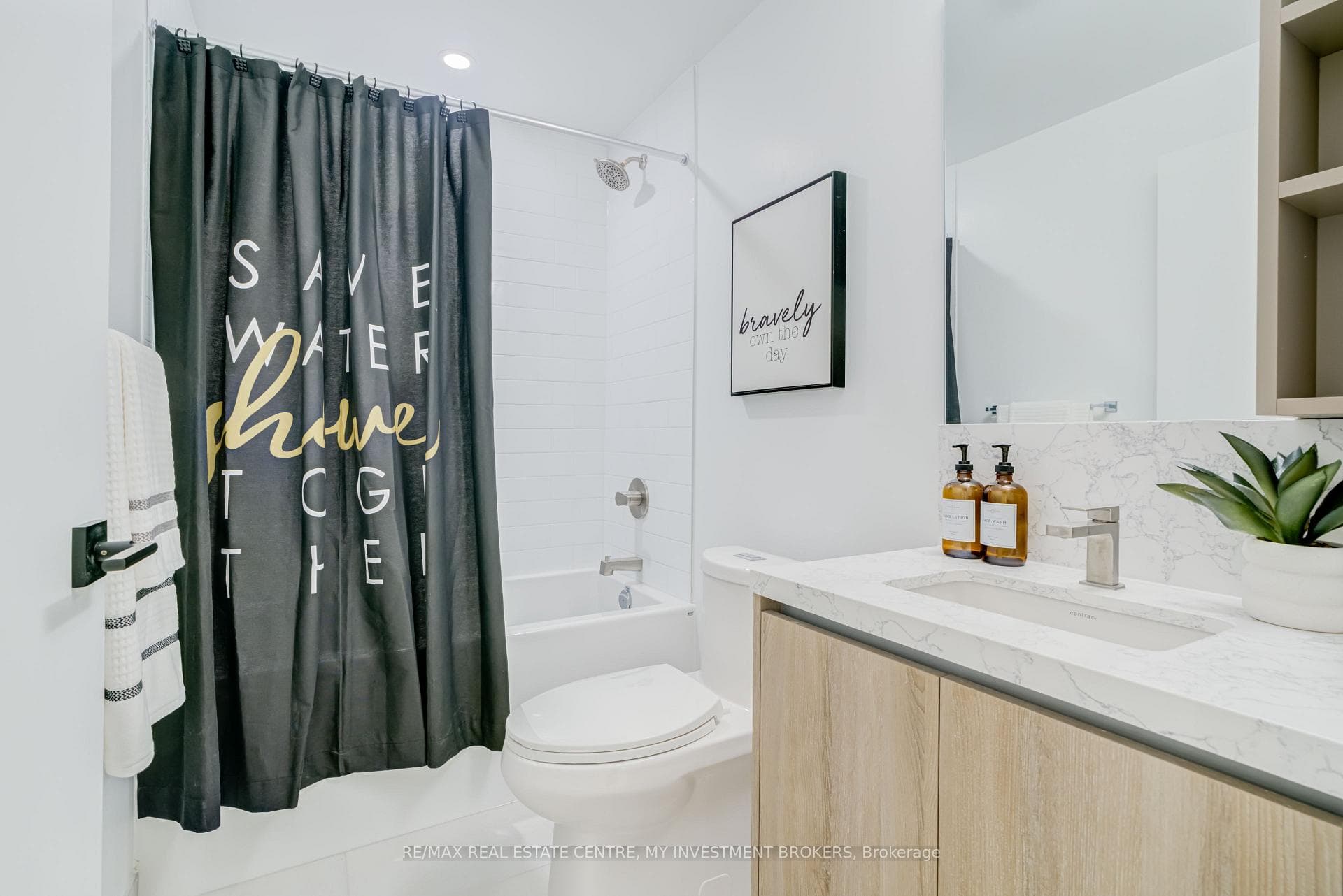 319 Jarvis Street Unit 2605 photo 15