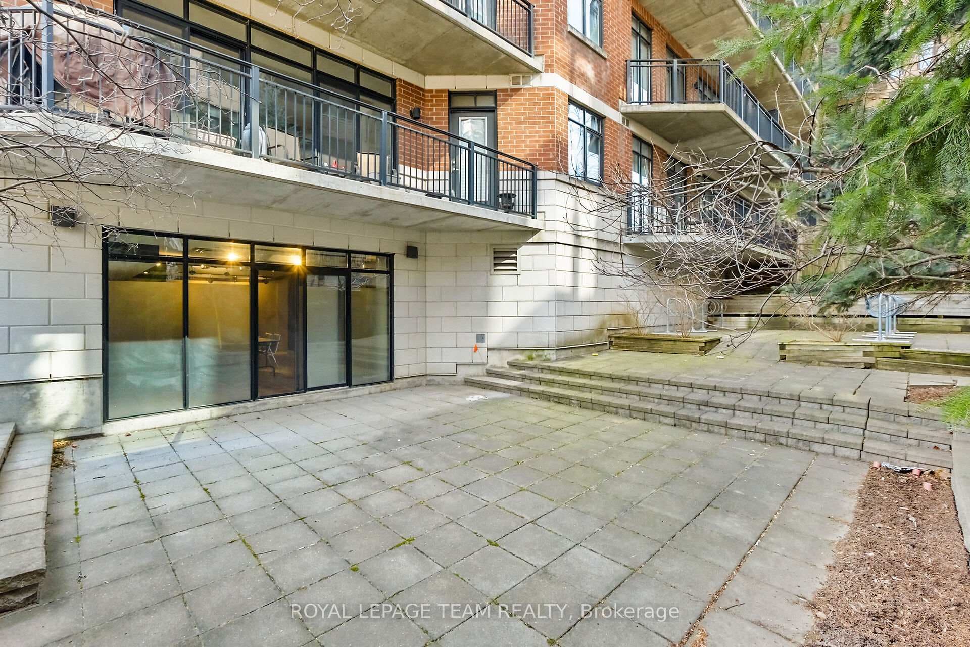 375 LISGAR Street Unit 701 photo 36