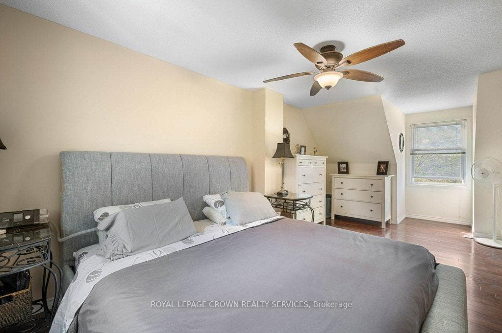 79 Hubert Street photo 18