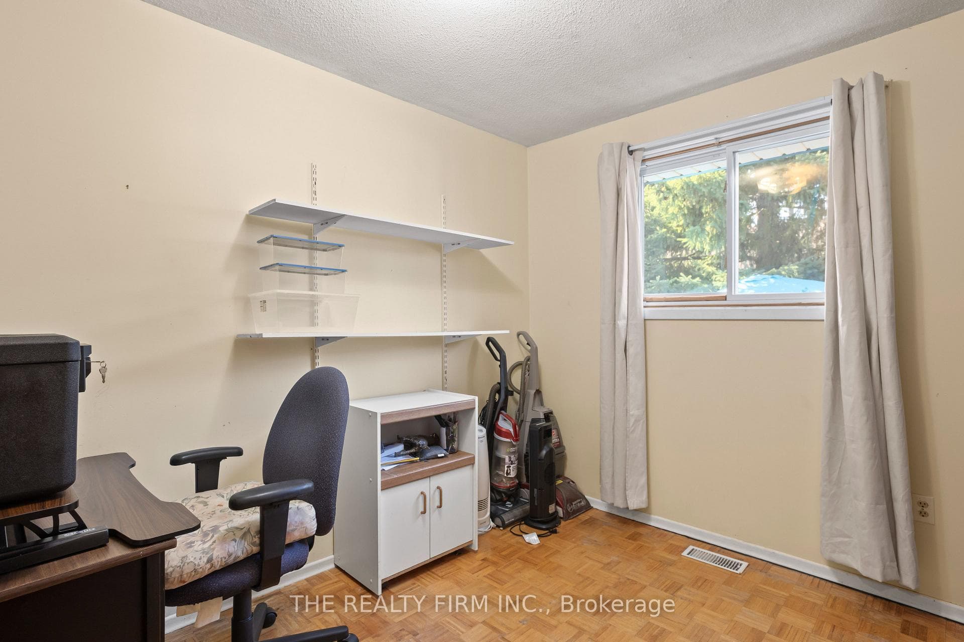 681 Ladybrook Crescent photo 21