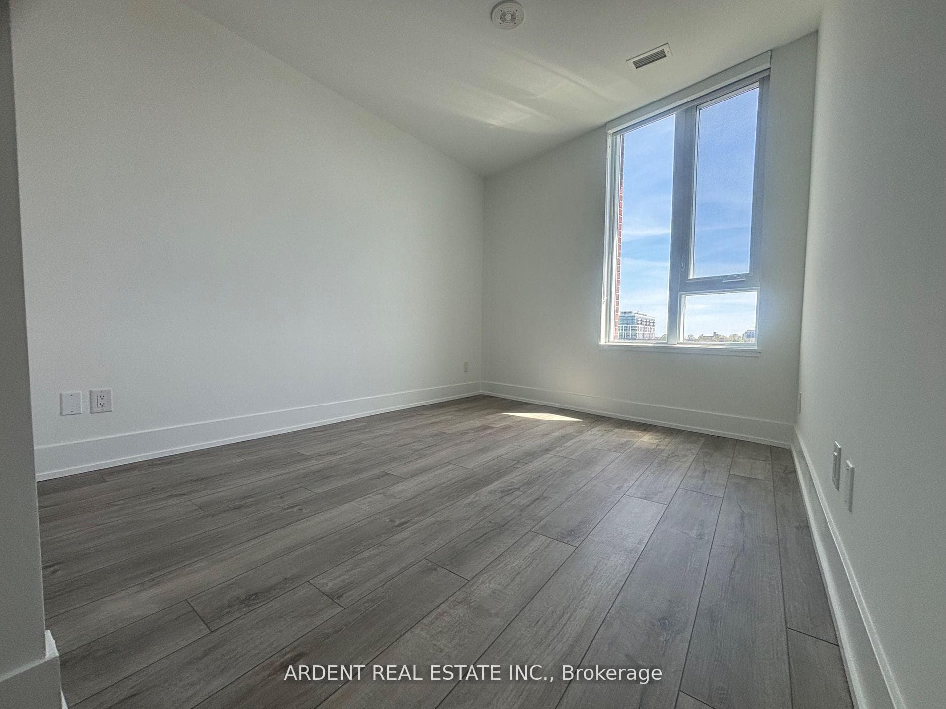 3100 Keele Street Unit 817 photo 20