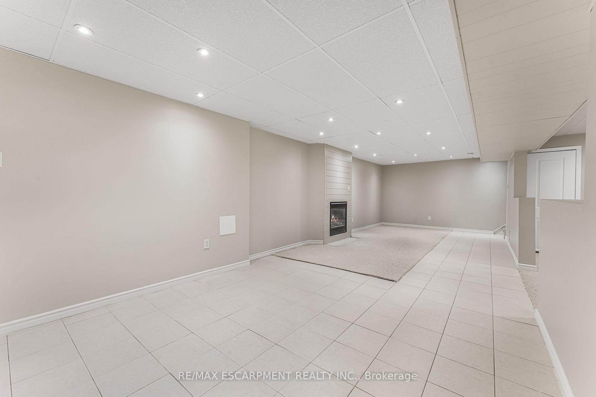 333 GOLF CLUB Road photo 21