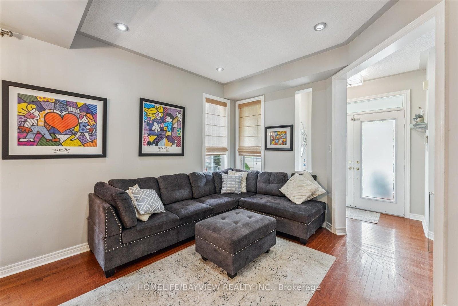 70 Raintree Crescent photo 5