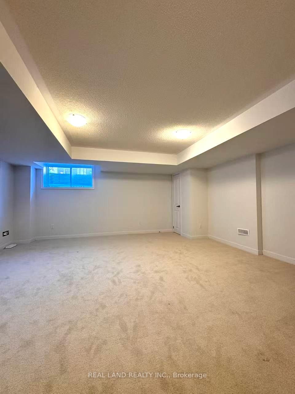 10 John Canning Way photo 11