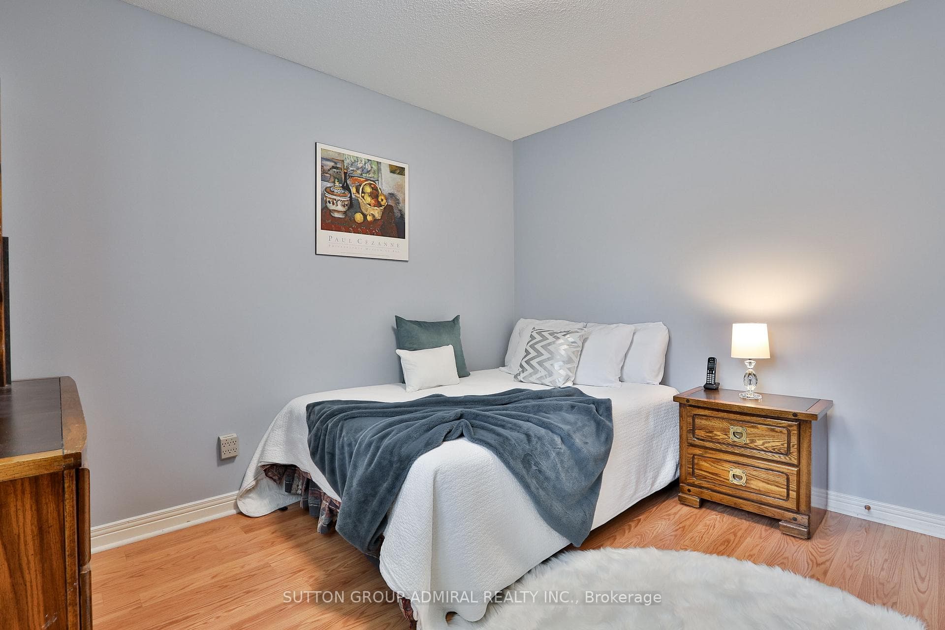 135 Heatherton Way photo 33