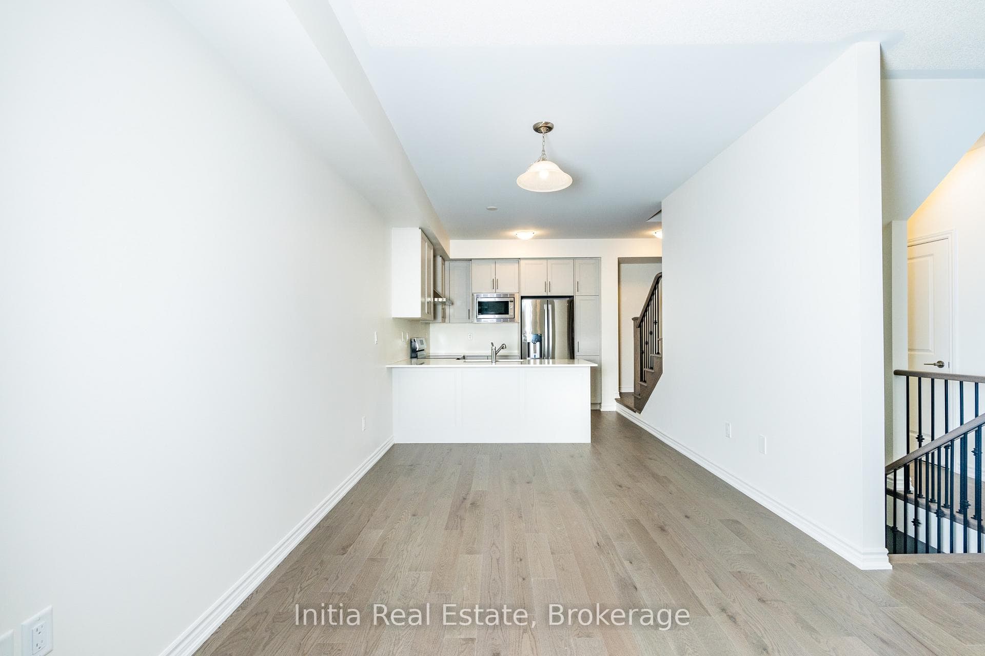 84 Paisley Drive photo 9
