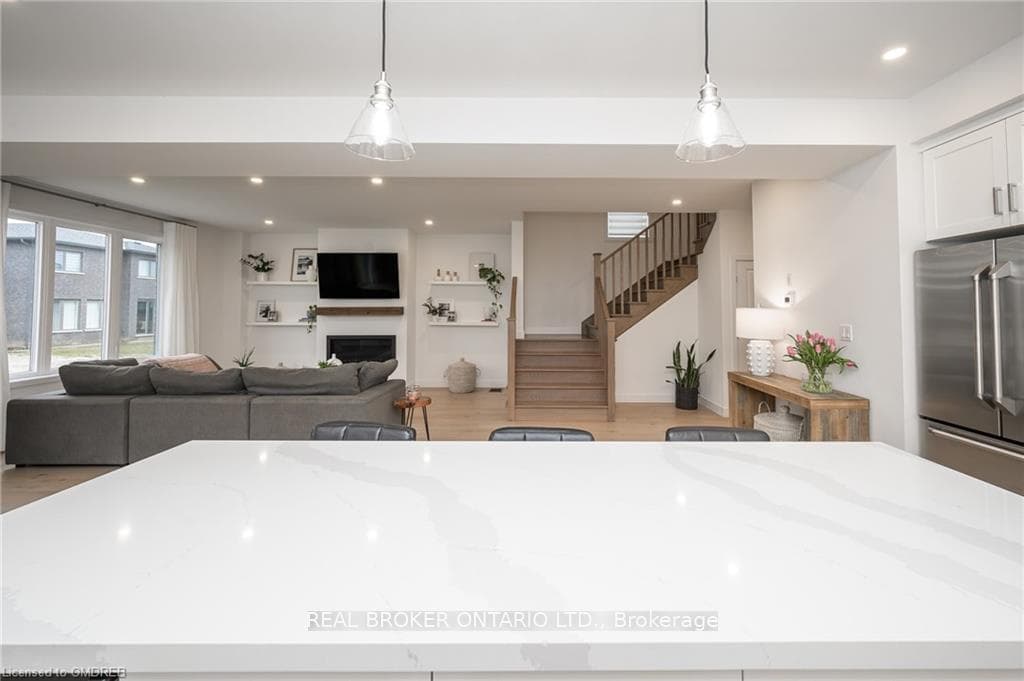 396 Springbrook Avenue photo 12
