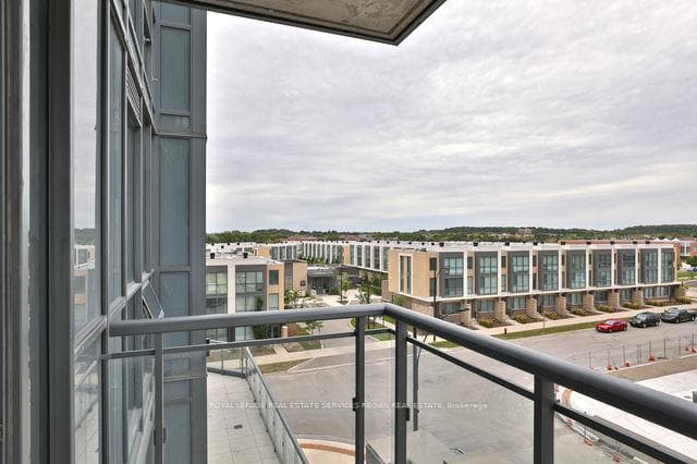 5033 Four Springs Avenue Unit 415 photo 10