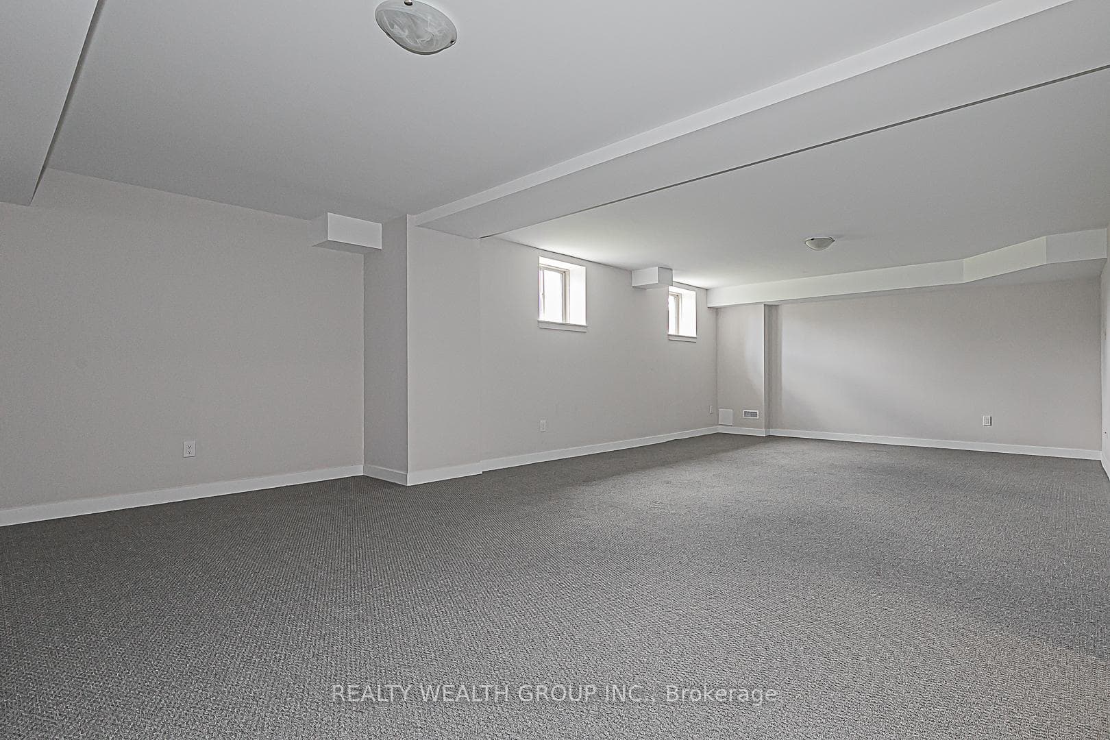 400 Finch Avenue Unit 24 photo 36