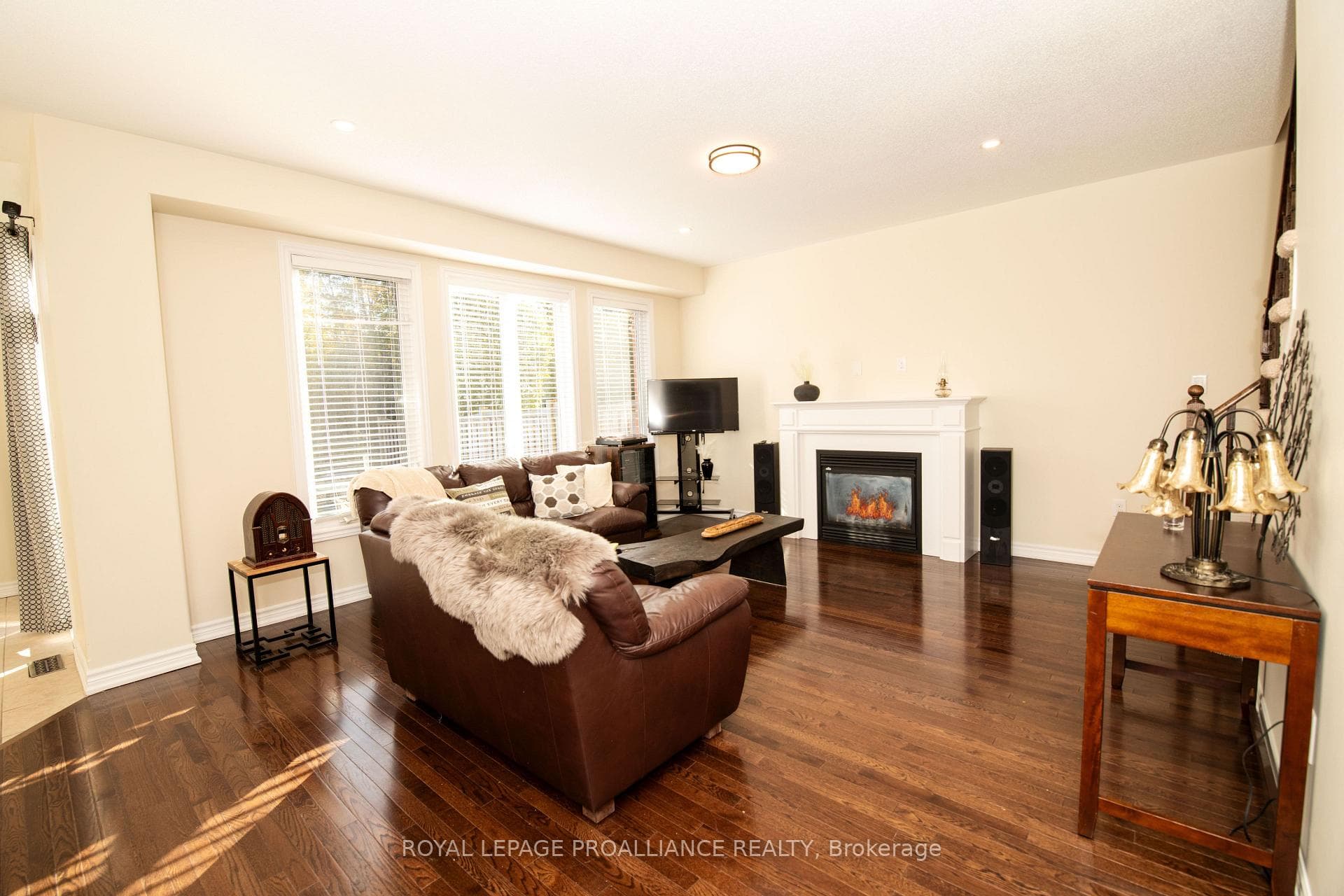 43 Vivian Drive photo 11